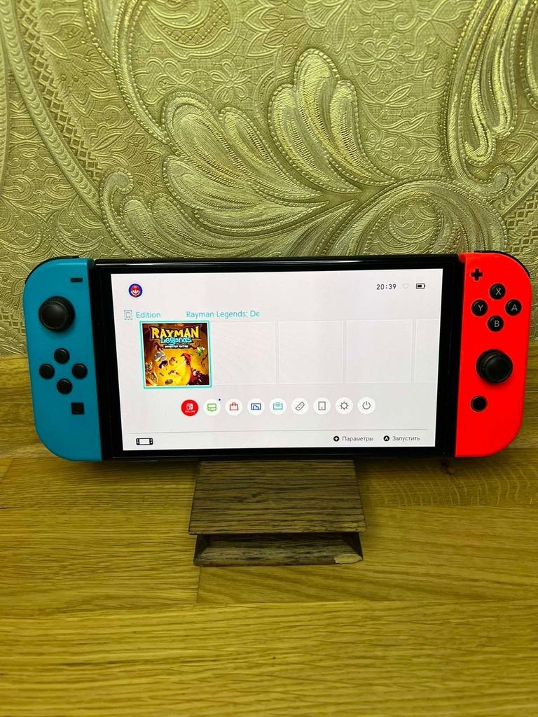 Дешево Nintendo Switch OLED (HEG-001) з ломбарду
