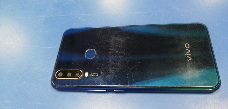 Vivo y15 1901 4/64gb Код:01-200923732. Изображение 6