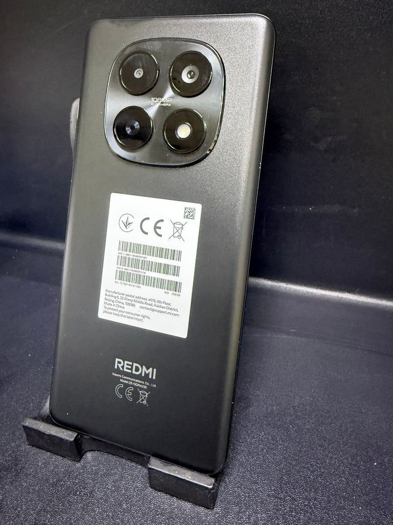 Купить Xiaomi Redmi Note 15 8/256GB Midnight Black Б/У