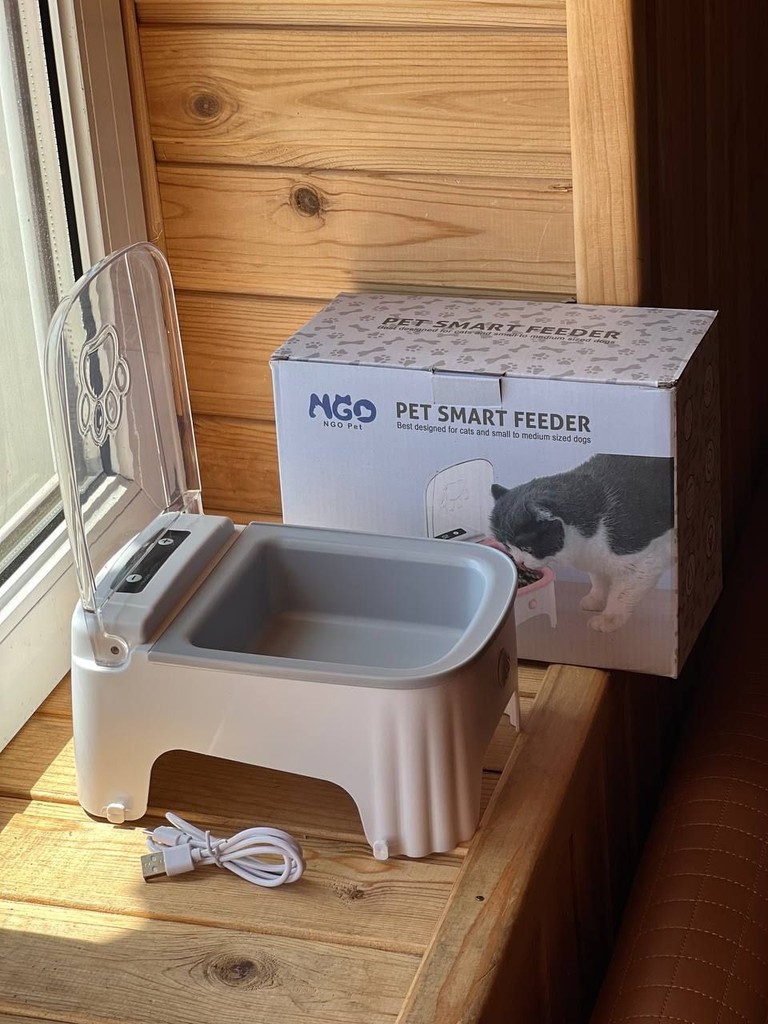 Купити Smart feeder з таймером для котів та собак 1 відсік 600 мл Б/У