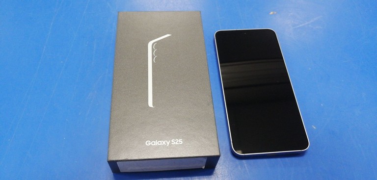 Оголошення Samsung galaxy s25 12/256gb Б/У