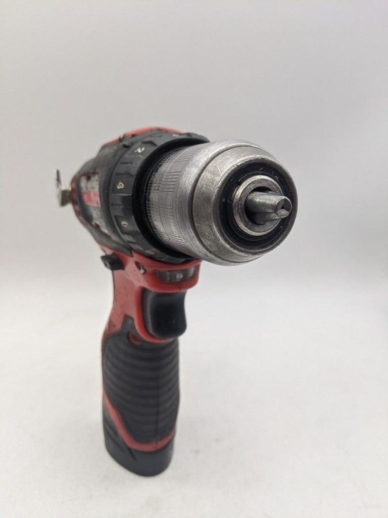 Дешево Milwaukee m12 bdd з ломбарду