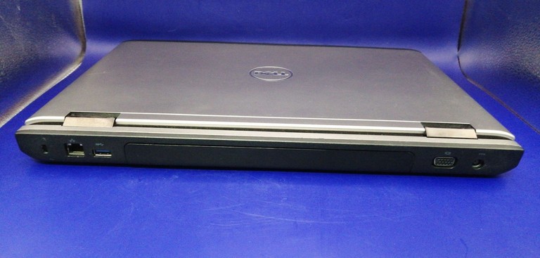 Dell 15/core i3 2350m ddr3/4gb ddr3/hdd 500 gb/ssd *відсутній/*інтегрована Код:01-200958682. Зображення 9