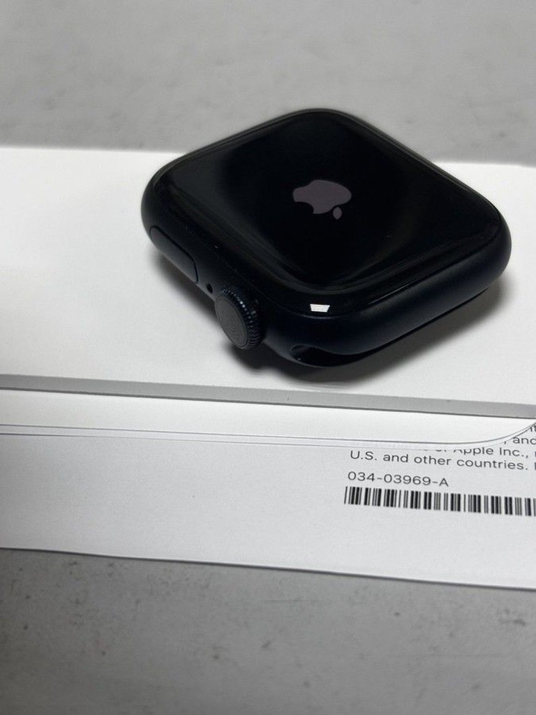 Apple watch series 8 gps 41mm aluminum case Код:01-200974489. Зображення 10