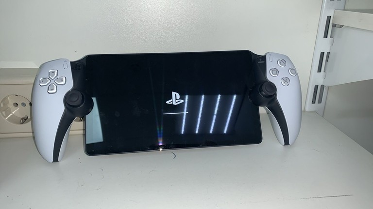 Купить Sony playstation portal remote player Б/У