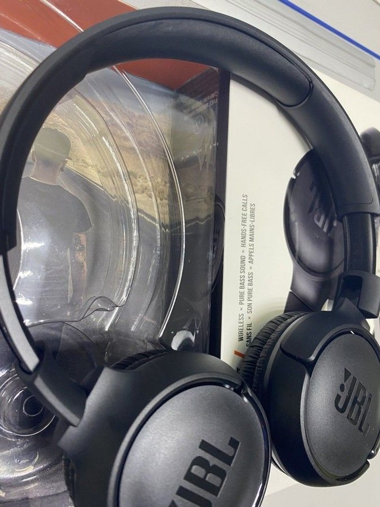 Дешиво Jbl tune 510bt с ломбарда