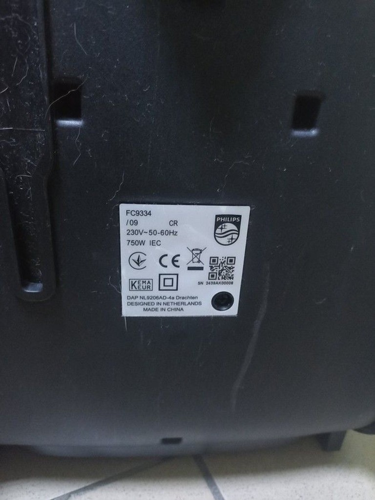 Дешево Philips FC9334/09 з ломбарду