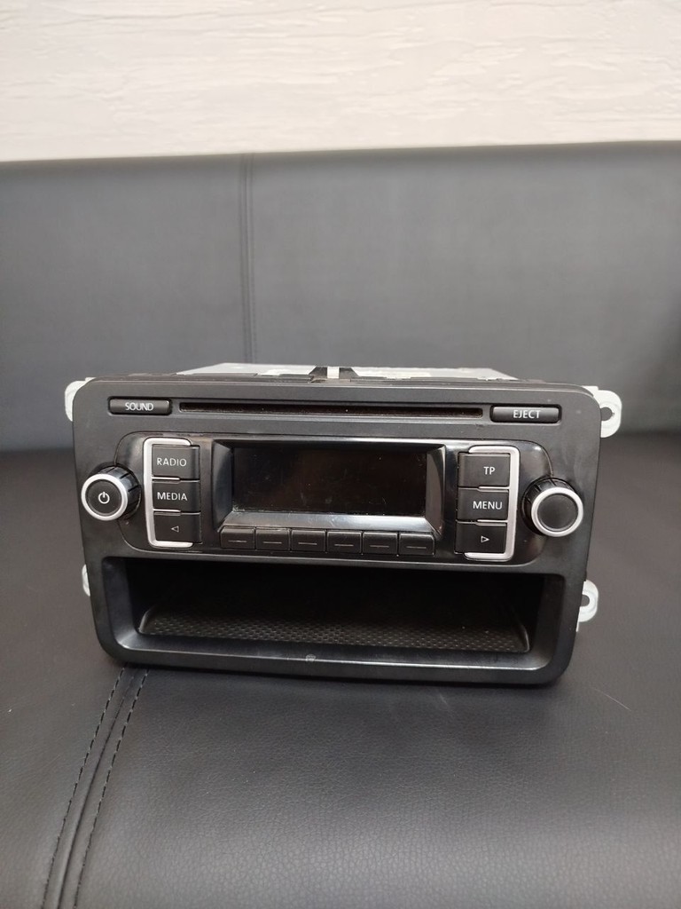 Купити VW Polo 5M0035156D Panasonic RCD210 MP3 Б/У