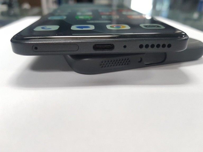 Дешево Xiaomi Redmi Note 15 Pro 4G 8/256GB Glacier Blue з ломбарду