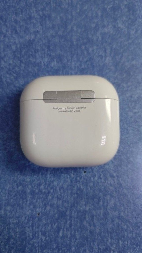 Apple airpods 4 with active noise cancellation Код:01-201031062. Зображення 5
