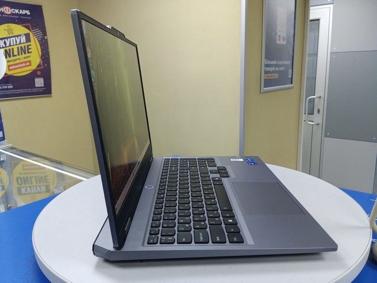 Дешево Lenovo 15/core i5-12450hx ddr5/16gb ddr5/hdd *відсутній/ssd 512 gb/arc a530m 4gb з ломбарду