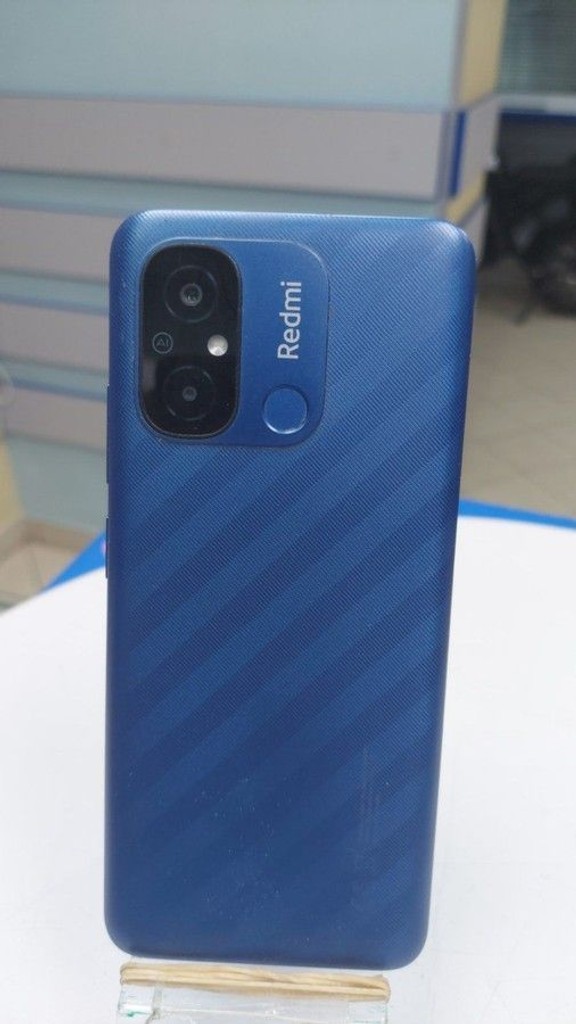 Дешиво Xiaomi redmi 12c 4/128gb с ломбарда