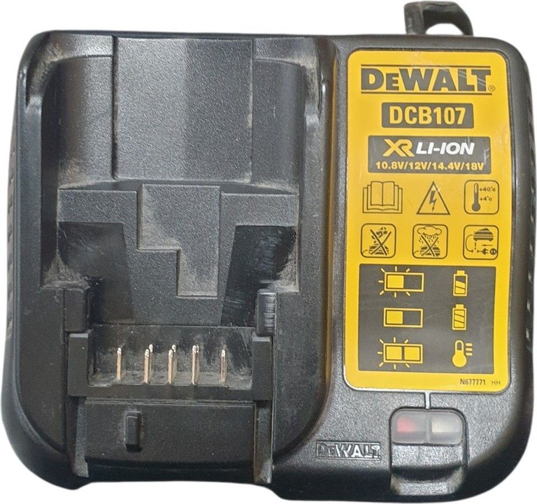 Дешево Dewalt dcd709 1акб 1.5ah зп з ломбарду