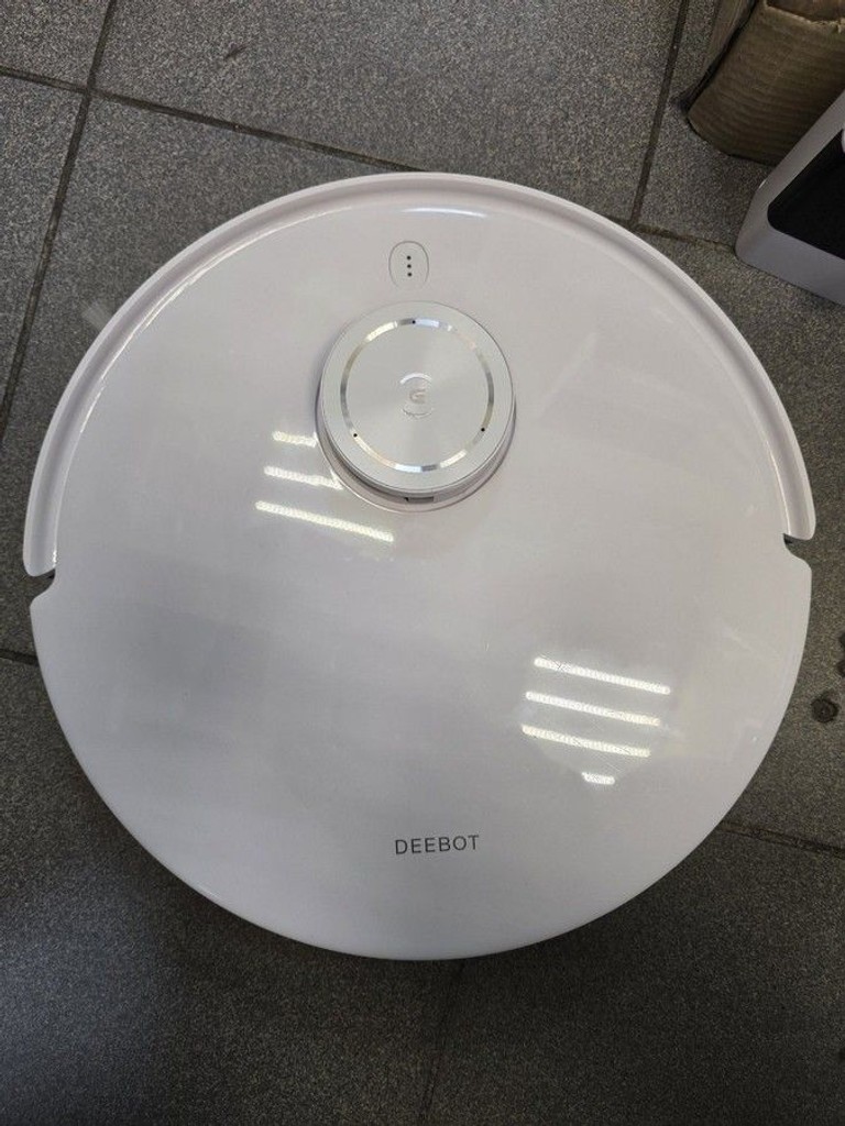 Дешиво Ecovacs DEEBOT OZMO T10 White с ломбарда