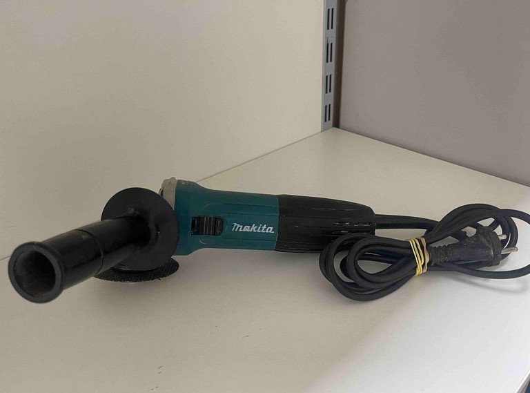 Купити Makita GA5030R Б/У