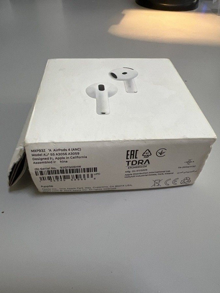 Купить Apple airpods 4 with active noise cancellation Б/У