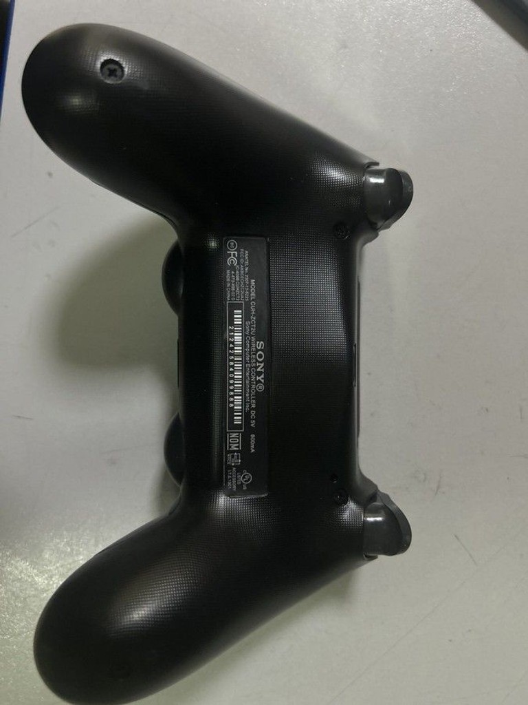 Дешево Sony dualshock 4 v2 з ломбарду