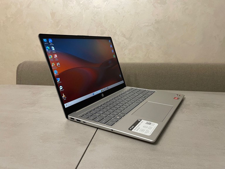 Дешево HP 15-fc0029wm, 15.6" з ломбарду