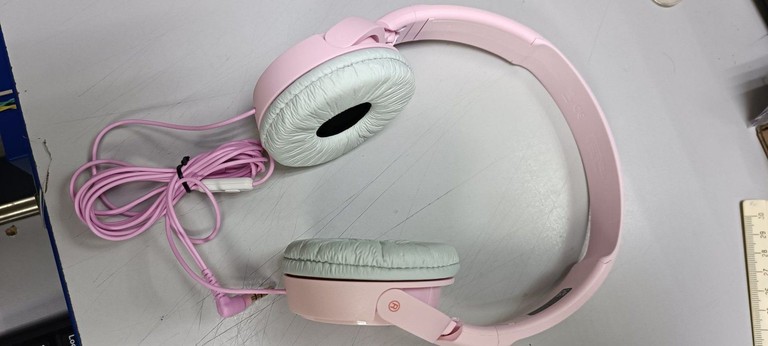 Дешиво Sony mdr-zx110ap с ломбарда
