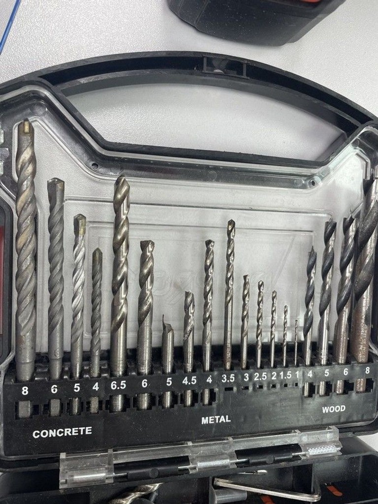 Объявление Dnipro-M impact drills and bits 41 pcs set Б/У