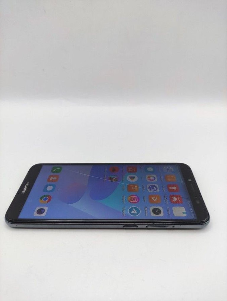 Huawei y6 2018 2/16gb Код:01-201160723. Изображение 8
