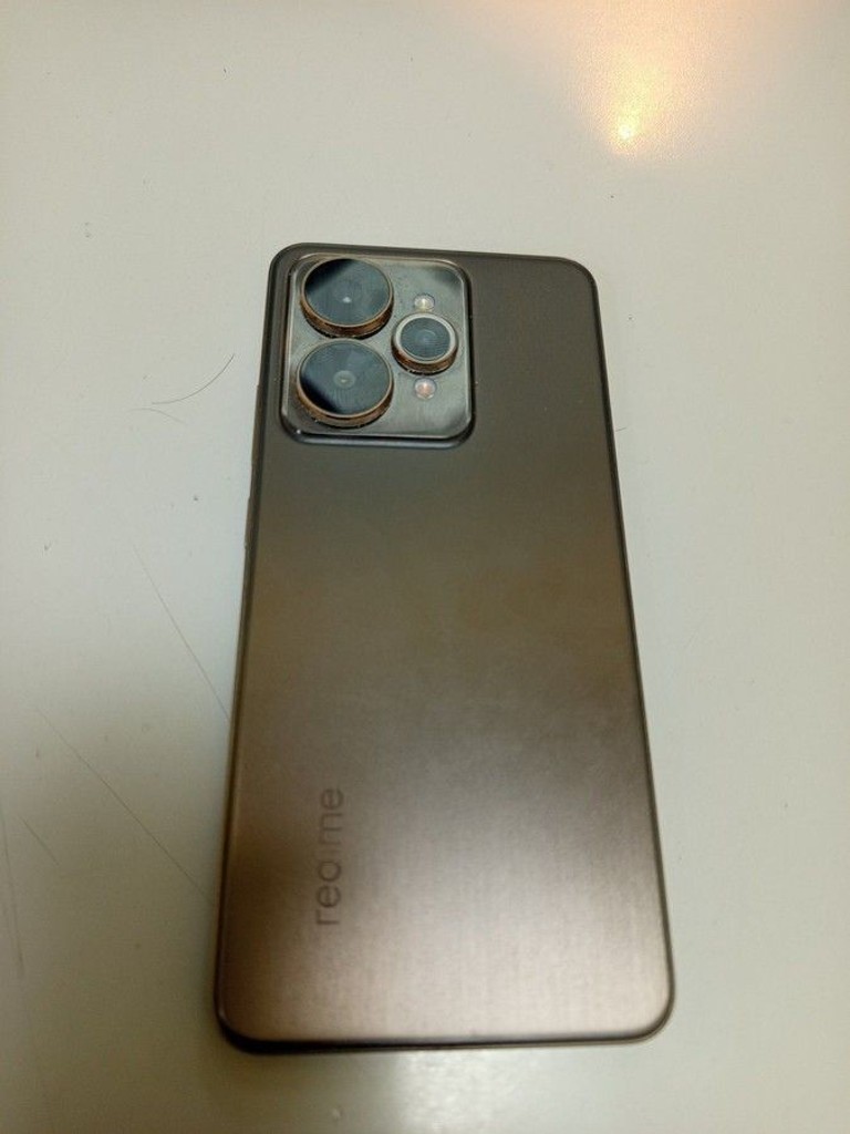 Объявление Realme 15 5G 12/512GB Suit Titanium Б/У