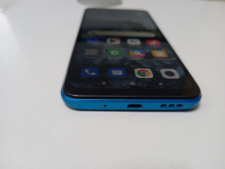 Дешево Xiaomi redmi 9a 2/32gb з ломбарду