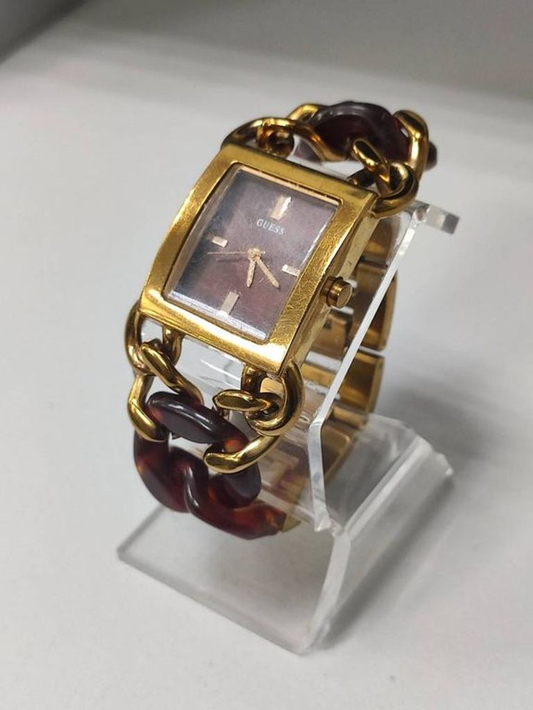 Купити Guess u0467l1 Б/У