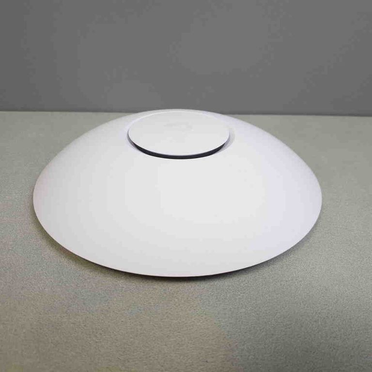 Дешиво Ubiquiti UniFi AC LR AP (UAP-AC-LR) с ломбарда