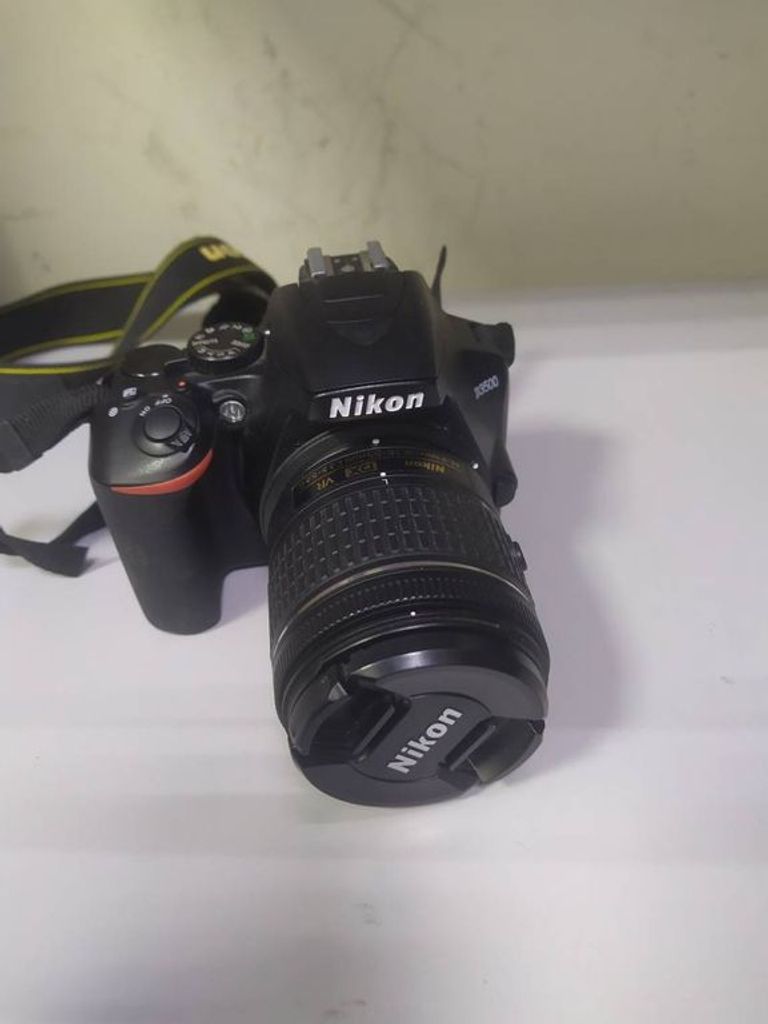 Купить Nikon d3500 nikon nikkor af-p 18-55mm 1:3.5-5.6g dx vr Б/У