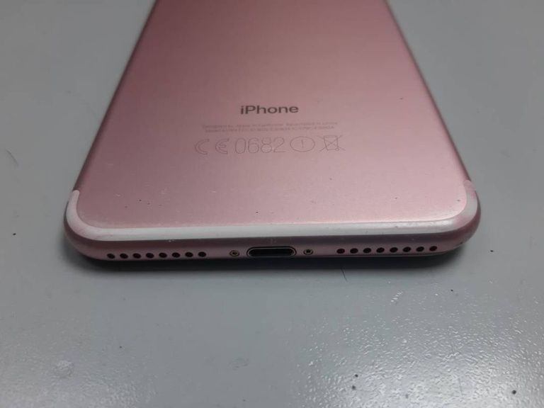 Дешево Apple iphone 7 plus 32gb з ломбарду