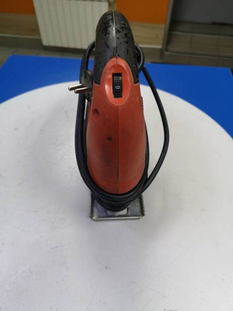 Дешиво Black & Decker ks400e с ломбарда