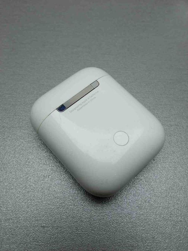 Дешиво Apple airpods 2 gen a1602.a2032+a2031 2019г. с ломбарда