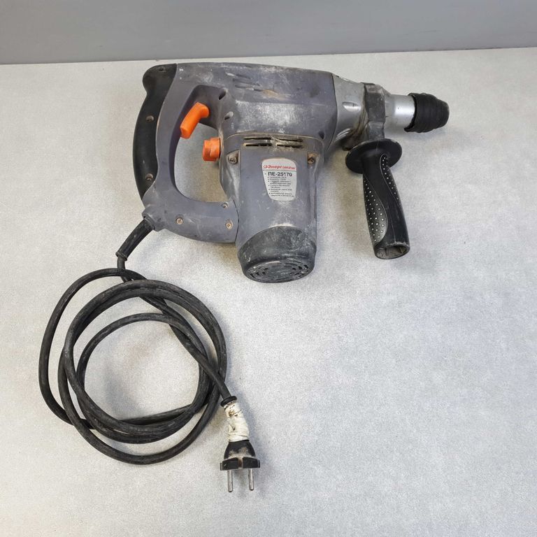 Дешево Энергомаш ПЕ-25170 з ломбарду