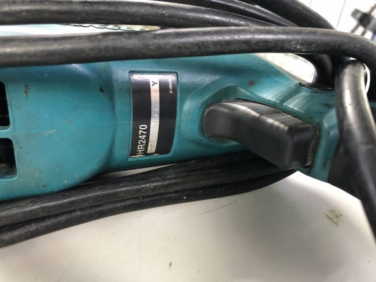 Makita HR2470