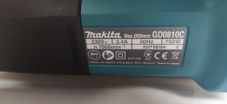 Makita GD0810C