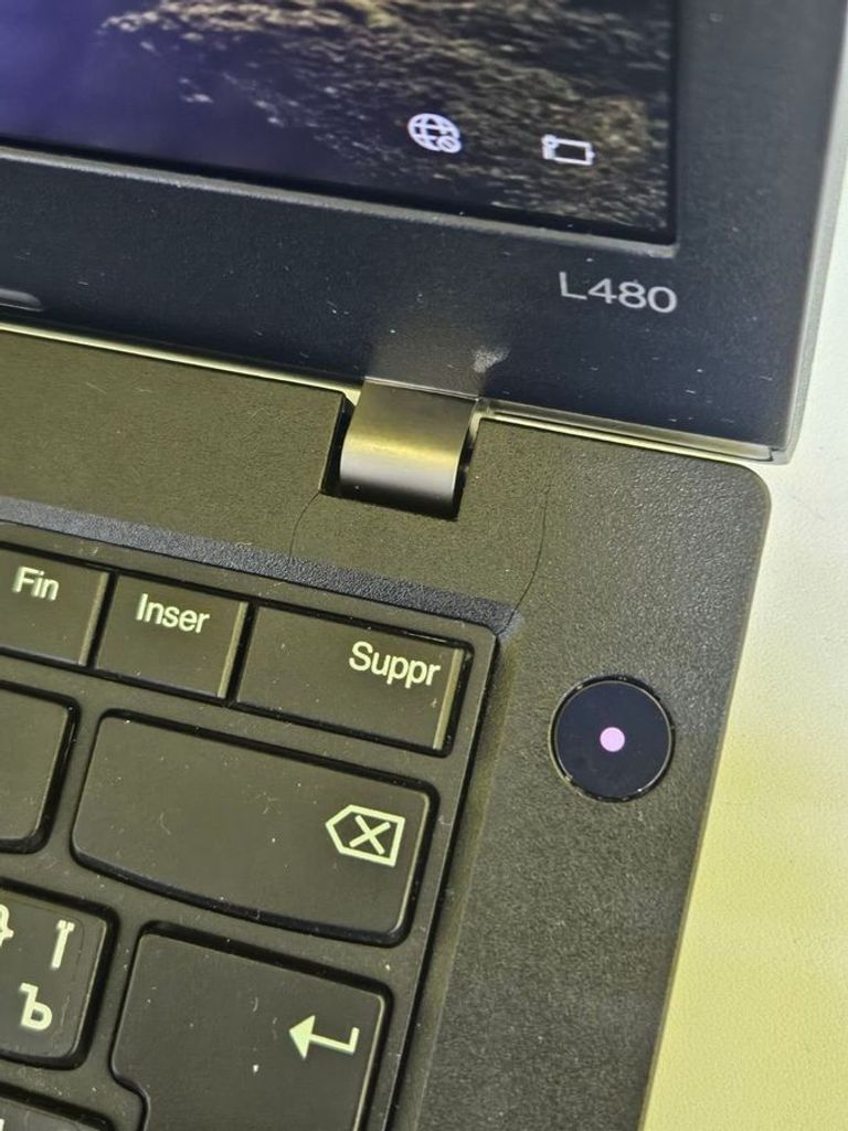 Дешиво Lenovo 14" core i5-7300u 2.6ghz/ram8gb/ssd256gb/intel uhd graphics 620 с ломбарда