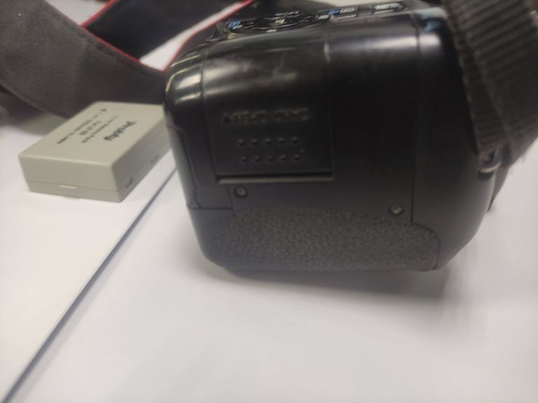 Canon eos 550d body Код:01-200481772. Зображення 6