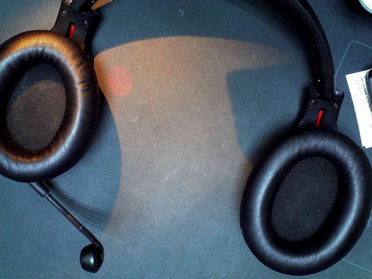 Объявление Hyperx Cloud Flight PS (HHSF1-GA-BK/G, 4P5H6AA) Б/У