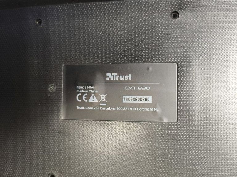 Дешево Trust gxt 830-rw avonn gaming keyboard з ломбарду