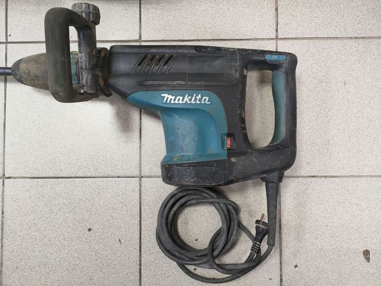 Купити Makita HM1203C Б/У