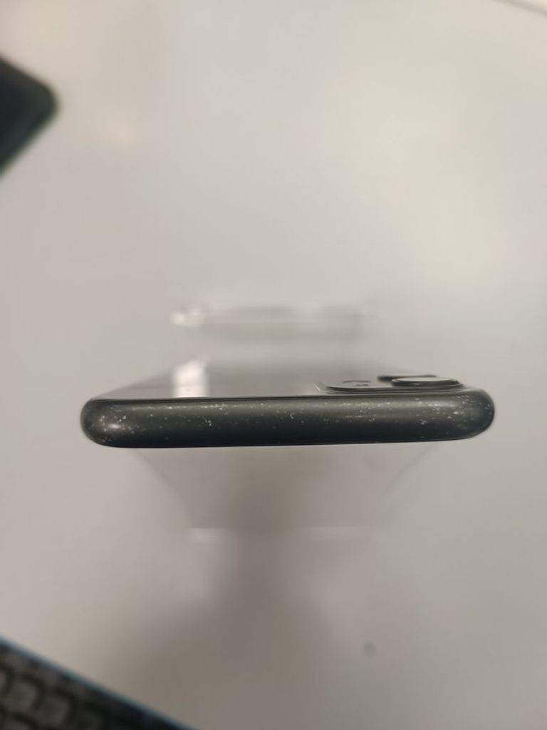 Apple iPhone 11 64GB White (MWL82) Код:01-200594212. Зображення 10