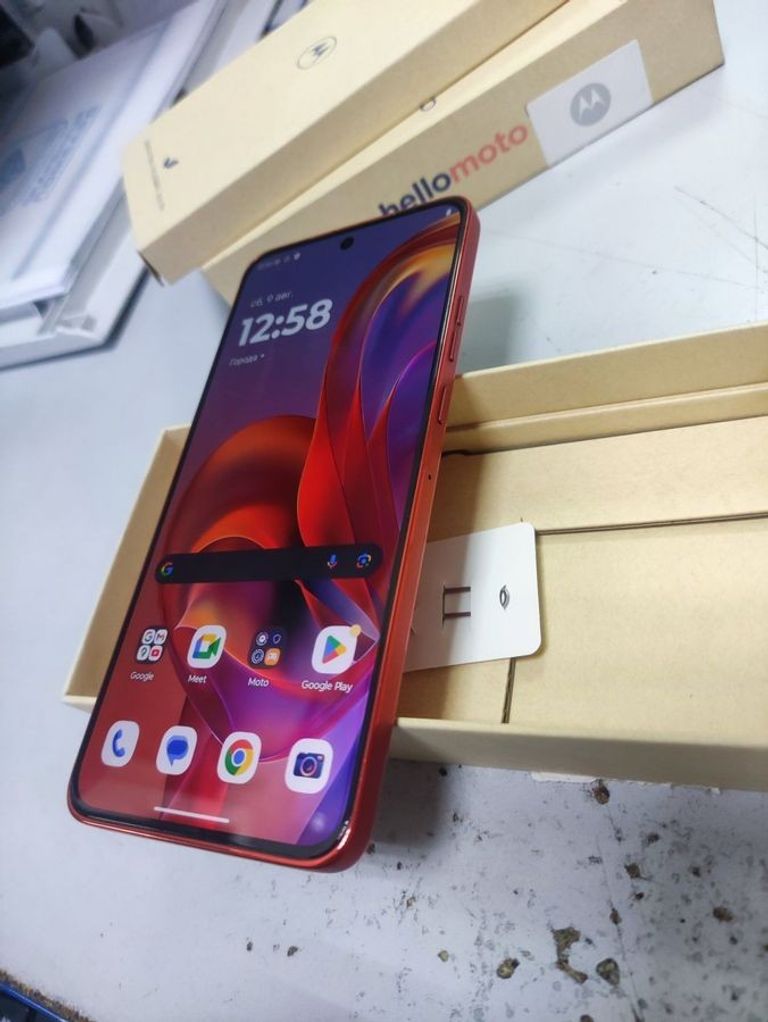 Оголошення Motorola edge 50 neo 8/256gb Б/У