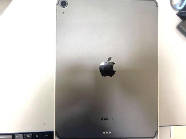Apple iPad Air 2022 Wi-Fi + 5G 256GB Space Gray (MM713, MM7E3) Код:01-200611961. Изображение 5