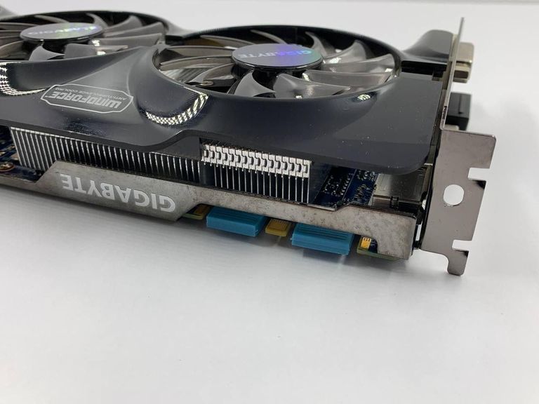 GIGABYTE GTX 670 2GB Код:null. Зображення 4