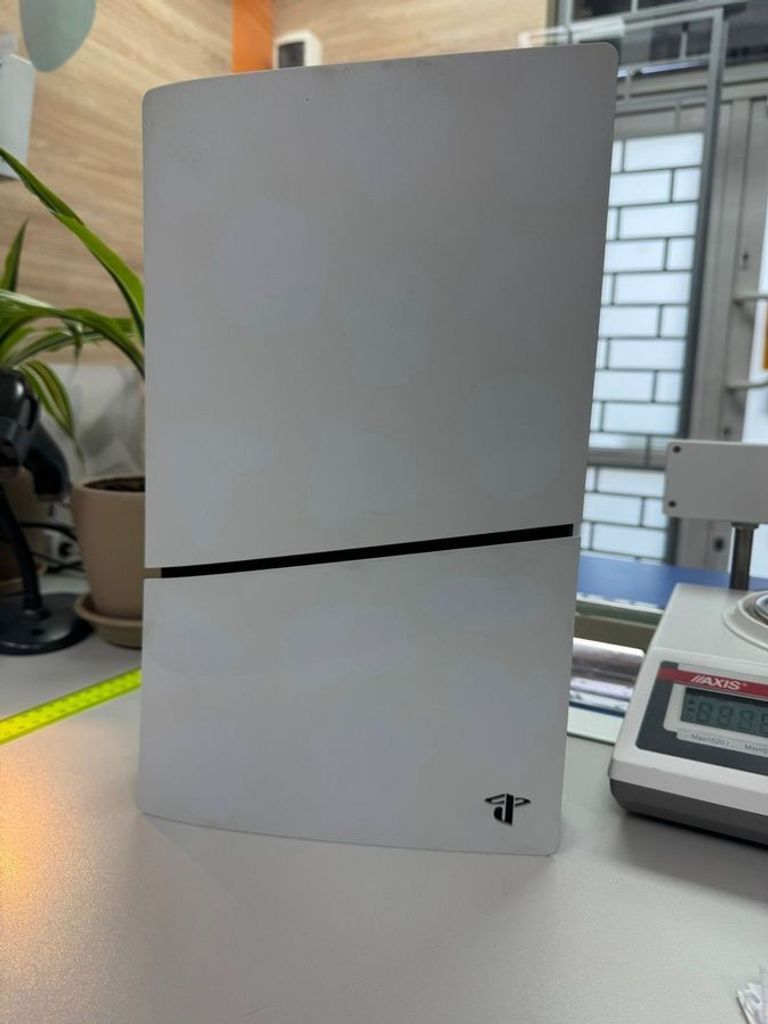 Оголошення Sony PlayStation 5 Slim Digital Edition 1TB Б/У