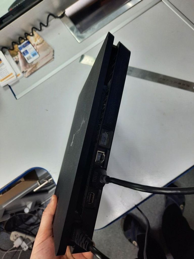 Оголошення  Sony PlayStation 4 Slim 1TB Black Б/У