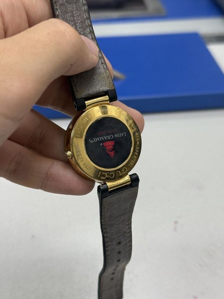 Дешево Gucci 133.3 з ломбарду