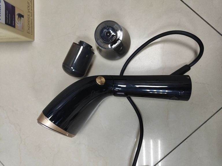 Купити Philips 7000 Series STH7060/80 Б/У