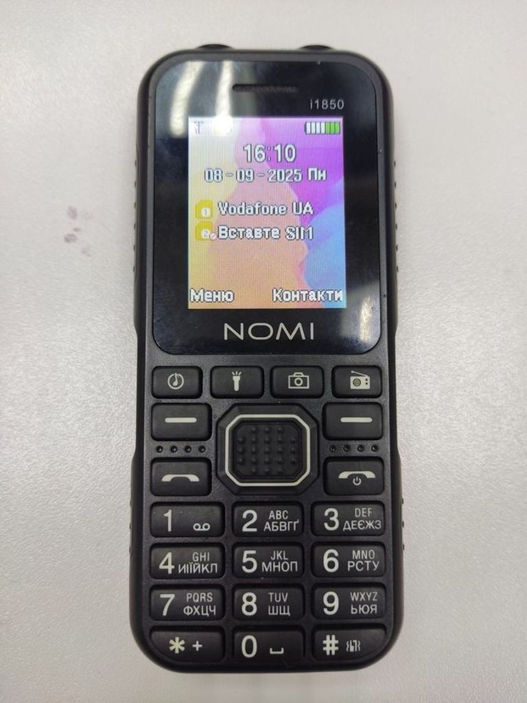 Купити Nomi i1850 Black Б/У